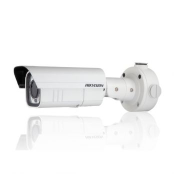 ?？低?DS-2CC11A5P-VFIR 700TVL 超低照度ICR變焦紅外防水筒型攝像機(1/3